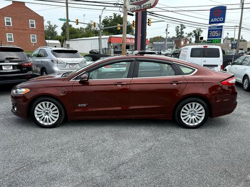 Used 2016 Ford Fusion Energi SE image 8