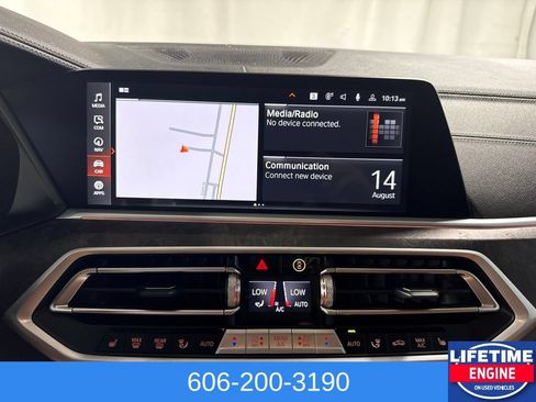 Used 2023 BMW X5 xDrive40i w/ Premium Package AWD/4WD image 21