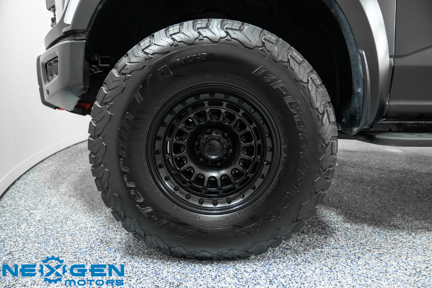 Used 2023 Ford F150 Raptor w/ Equipment Group 802A Raptor R AWD/4WD image 53