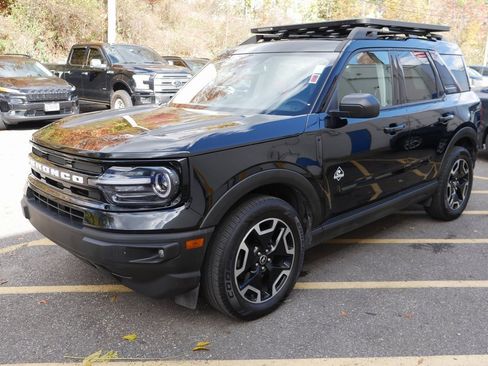 Used 2022 Ford Bronco Sport Outer Banks w/ Tech Package image 4