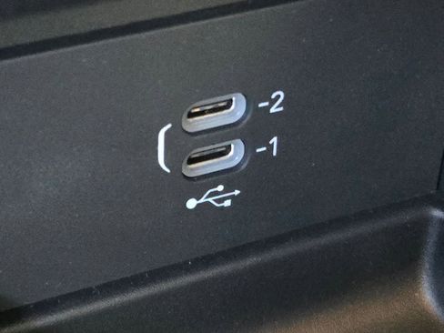 New 2027 Chrysler Pacifica Limited FWD image 15