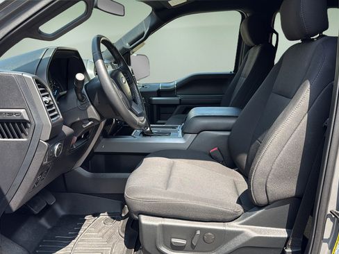 Used 2020 Ford F150 XLT w/ Equipment Group 302A Luxury AWD/4WD image 11