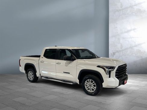 New 2026 Toyota Tundra SR5 image 8