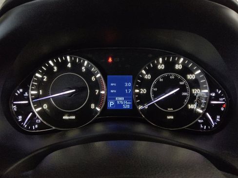 Used 2017 Nissan Armada Platinum w/ Interior Lighting Package AWD/4WD image 23