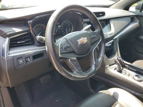Certified 2023 Cadillac XT5 Luxury FWD image 19