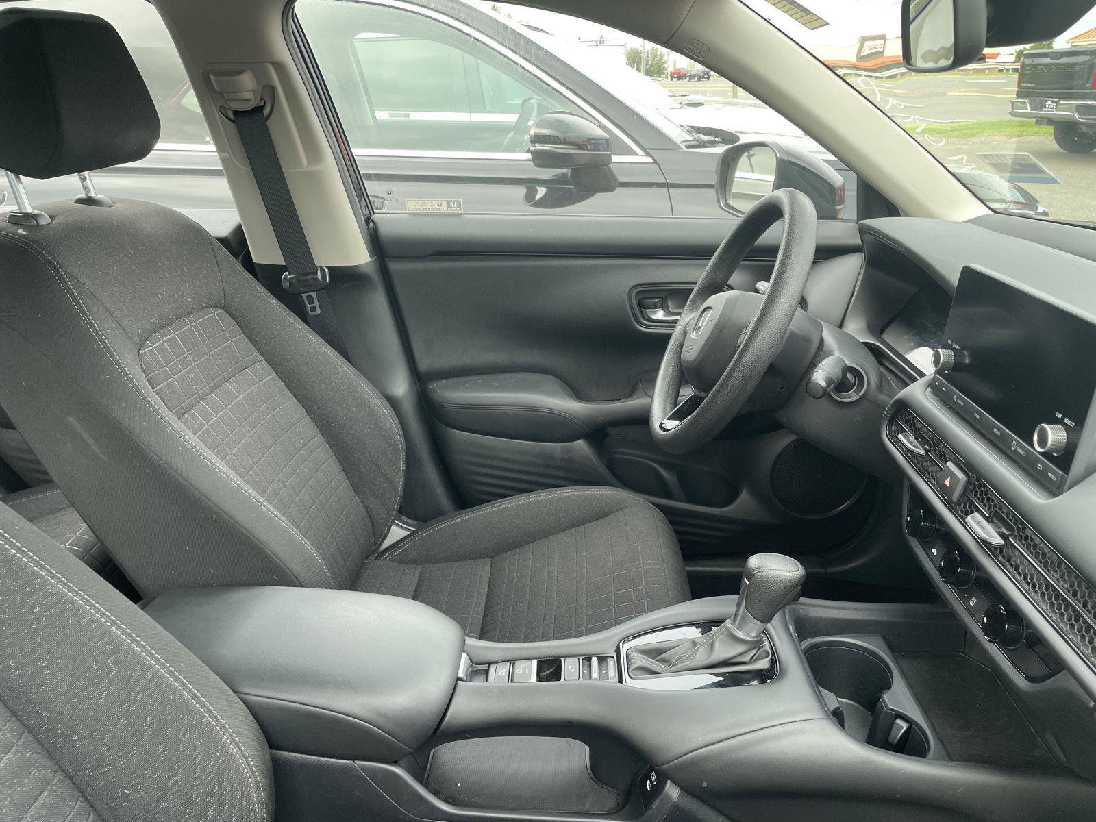 Used 2024 Honda HR-V LX image 6