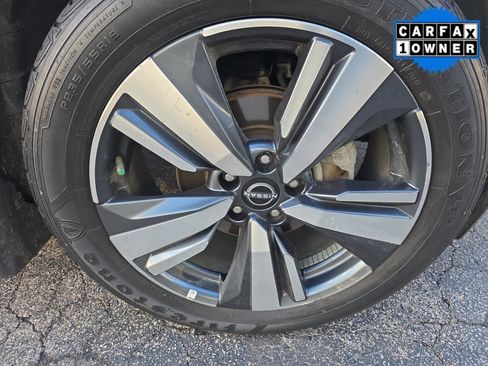 Certified 2022 Nissan Rogue SL w/ SL Premium Package image 12