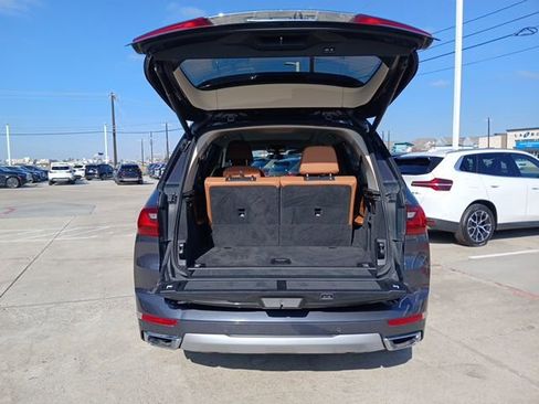 Used 2019 BMW X7 xDrive40i w/ Premium Package image 9