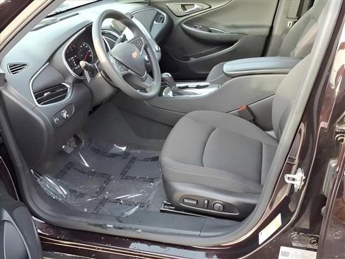 Used 2020 Chevrolet Malibu LT image 16