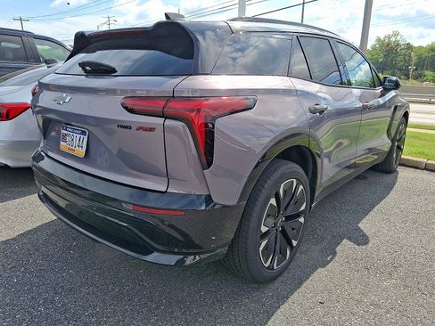 Certified 2026 Chevrolet Blazer EV RS w/ Super Cruise Package AWD/4WD image 6