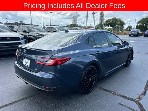 Used 2026 Toyota Camry SE w/ Convenience Package FWD image 19
