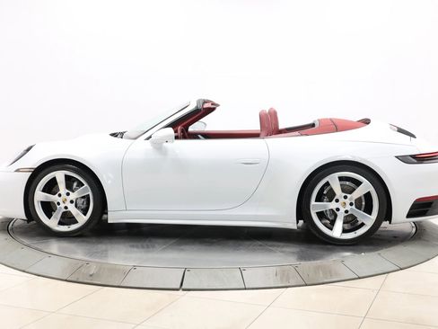 Used 2022 Porsche 911 Carrera image 10