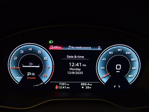 Certified 2025 Audi Q5 2.0T Premium image 15