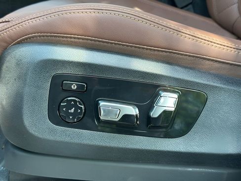 New 2026 BMW X5 xDrive50e AWD/4WD image 10