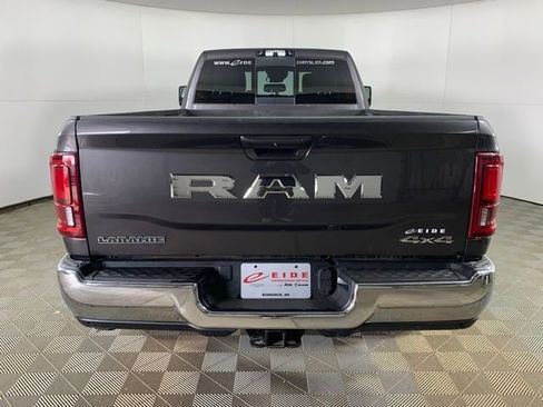 Used 2025 RAM 3500 Laramie AWD/4WD image 15