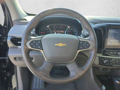 Used 2020 Chevrolet Traverse Premier FWD image 11