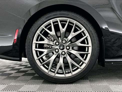 Used 2024 Ford Mustang Premium image 7