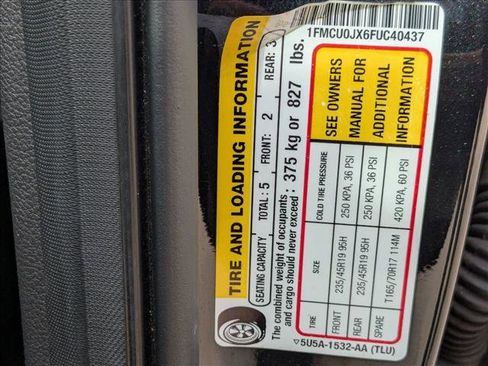 Used 2015 Ford Escape Titanium image 14