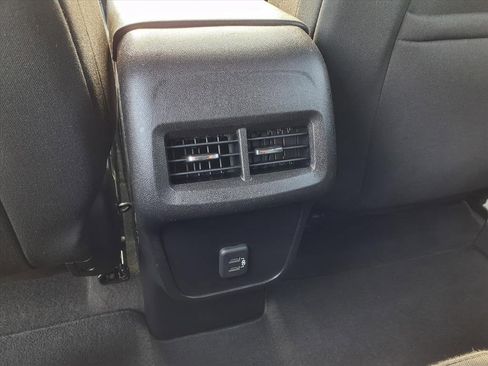 Used 2020 Chevrolet Equinox LT image 14