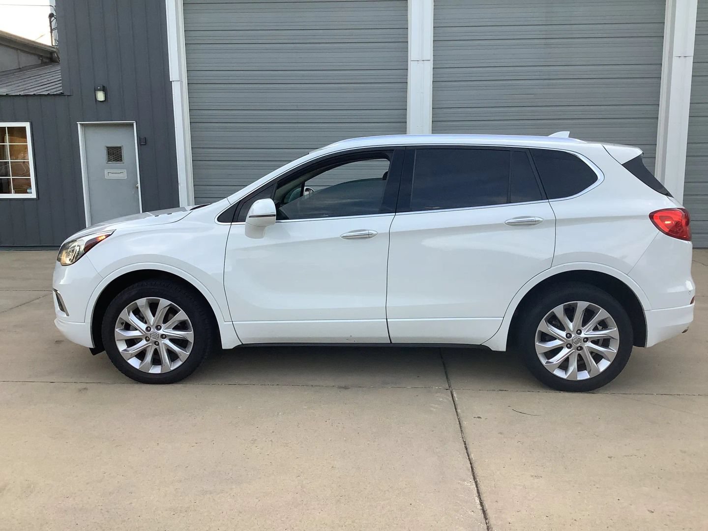 Used 2016 Buick Envision Premium AWD/4WD image 5