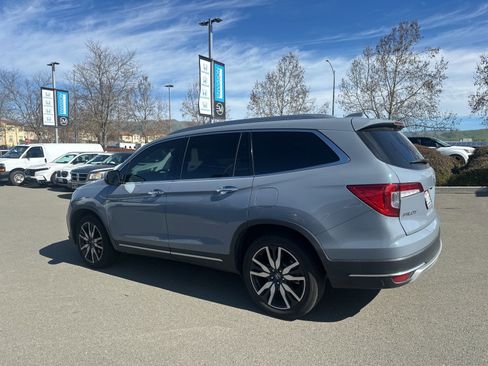 Used 2022 Honda Pilot Elite image 4