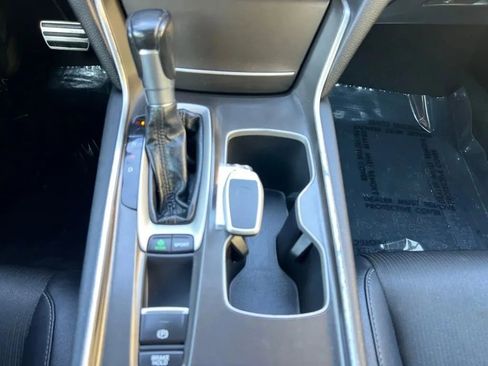 Used 2019 Honda Accord Sport image 34