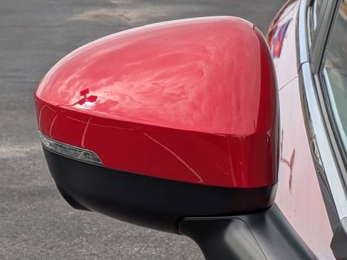 New 2025 Mitsubishi Outlander SE image 12