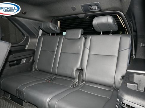 Used 2024 Toyota Sequoia Platinum AWD/4WD image 8