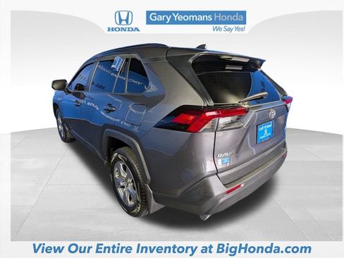 Used 2024 Toyota RAV4 XLE FWD image 8