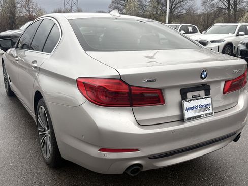 Used 2020 BMW 530i xDrive w/ Premium Package image 8
