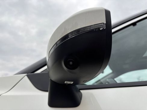 Used 2021 Nissan Rogue Platinum image 18