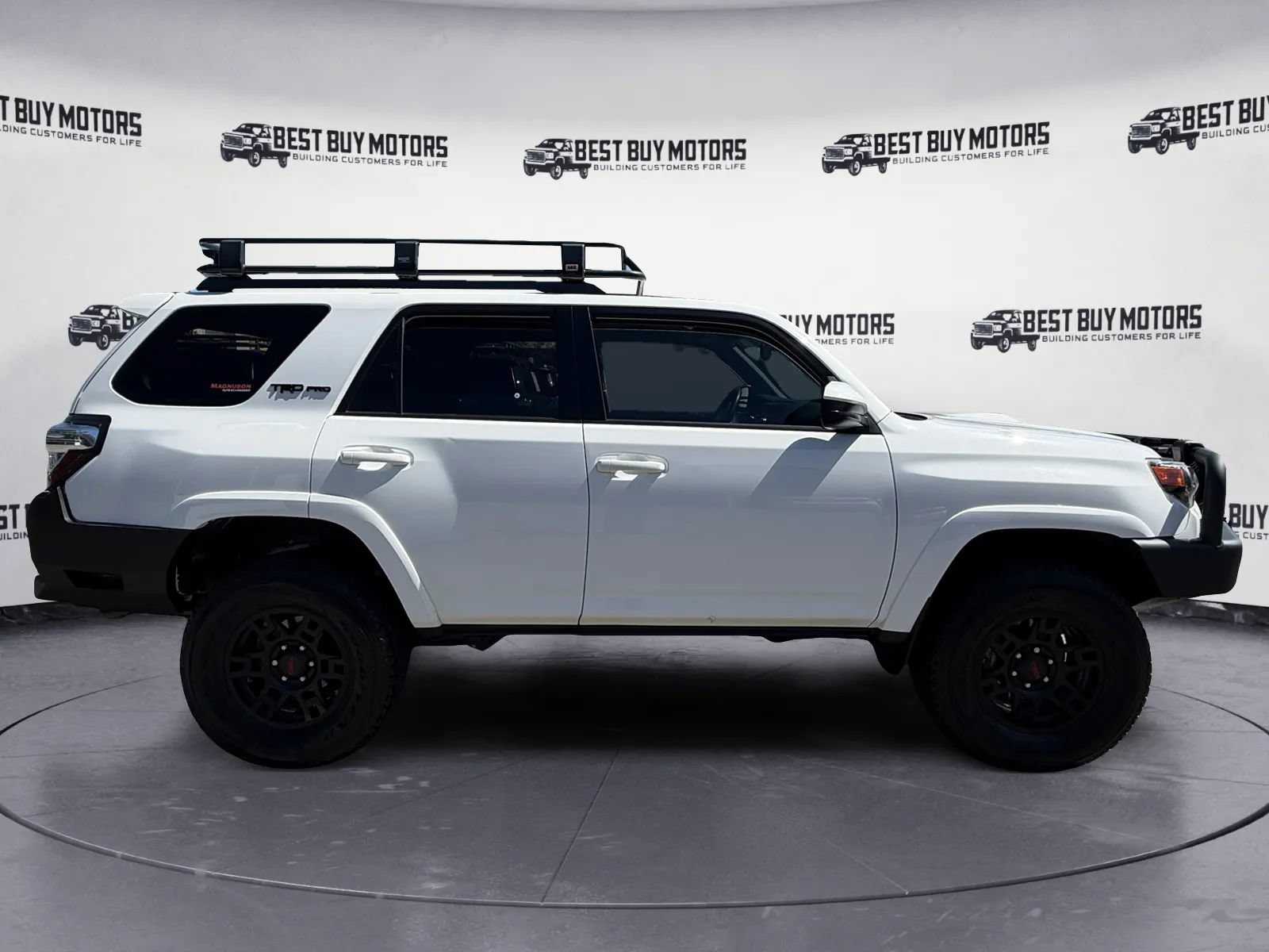 Used 2017 Toyota 4Runner TRD Pro AWD/4WD image 9