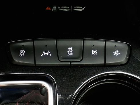 Used 2023 Chevrolet TrailBlazer RS w/ Technology Package FWD image 21