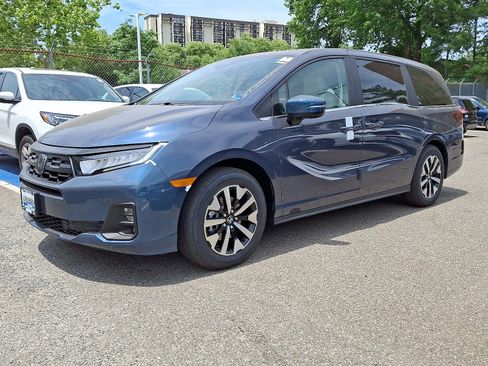 New 2026 Honda Odyssey EX-L image 1