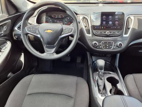 Used 2024 Chevrolet Malibu LT FWD image 6