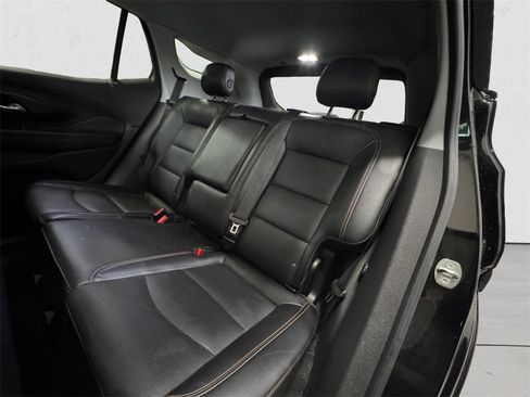 Used 2020 GMC Terrain SLT image 13