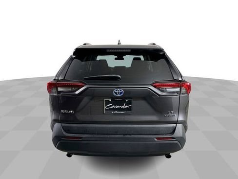 Used 2021 Toyota RAV4 LE AWD/4WD image 7