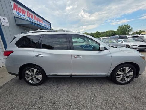 Used 2015 Nissan Pathfinder 4WD image 4