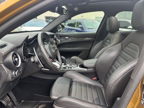 Used 2022 Alfa Romeo Stelvio Quadrifoglio w/ Active Assist Plus Package AWD/4WD image 15