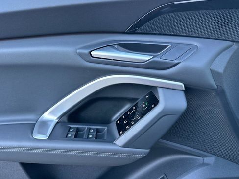 New 2025 Audi Q5 Premium image 10