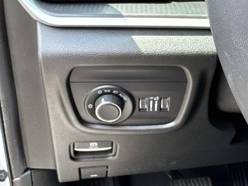 Used 2023 Jeep Grand Cherokee L Laredo AWD/4WD image 32