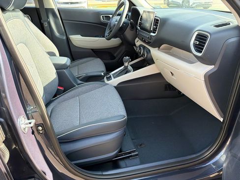 New 2026 Hyundai Venue SEL image 13