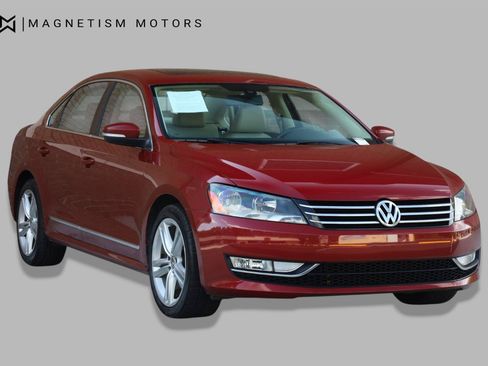 Used 2015 Volkswagen Passat 1.8T SE FWD image 9