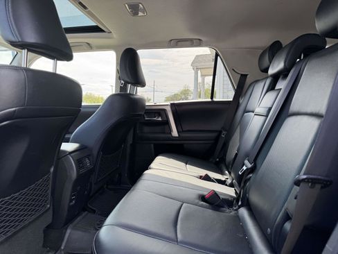 Used 2018 Toyota 4Runner Limited AWD/4WD image 9