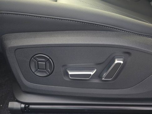 New 2026 Audi Q3 quattro 2.0T AWD/4WD image 39