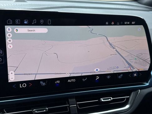 New 2026 Chevrolet Equinox EV LT image 19