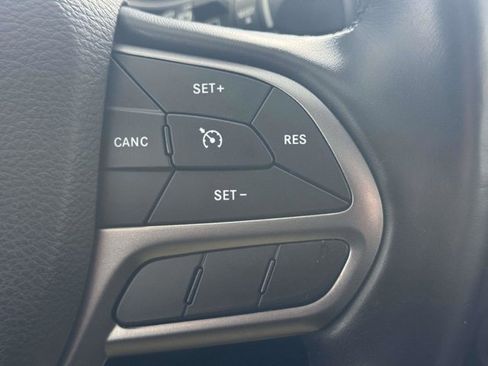 Certified 2020 Jeep Cherokee Limited AWD/4WD image 22