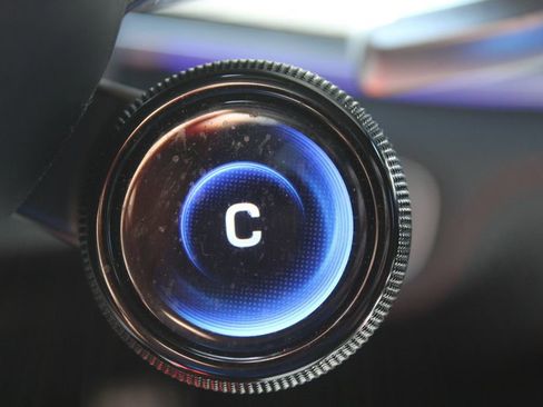 Used 2024 Mercedes-Benz GLE 53 AMG 4MATIC image 35