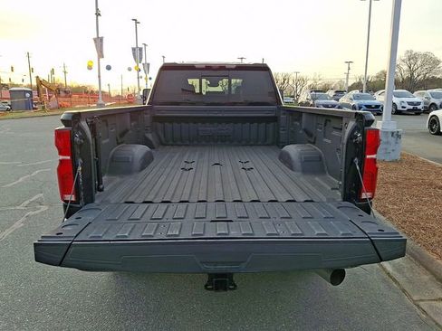 Used 2024 Chevrolet Silverado 3500 High Country w/ High Country Premium Package image 23