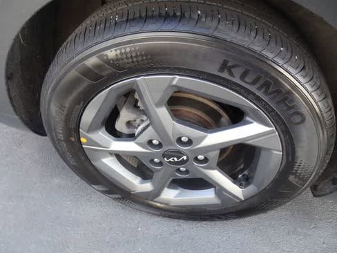 Used 2025 Kia K4 FWD image 11